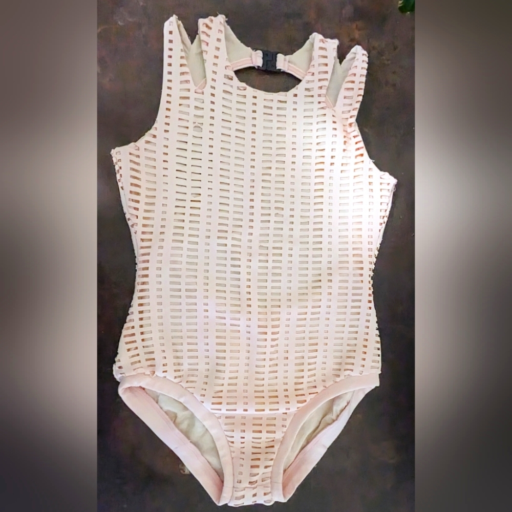 Stylish Blush Honeycut Leotard